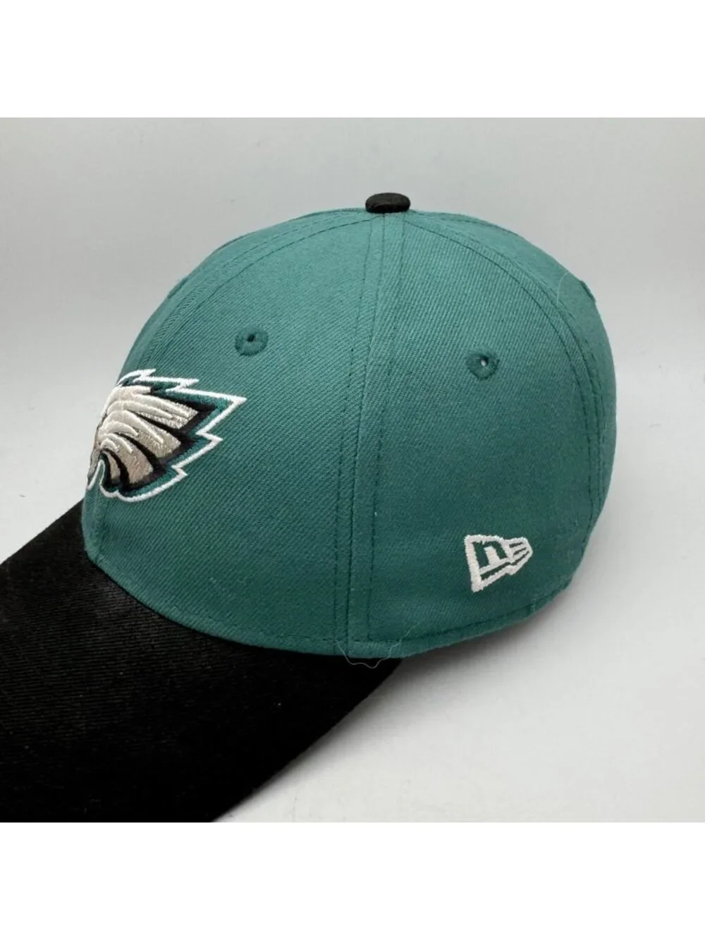 Philadelphia Eagles Hat Cap New Era 9FORTY Adjustable NFL Officially Licensed